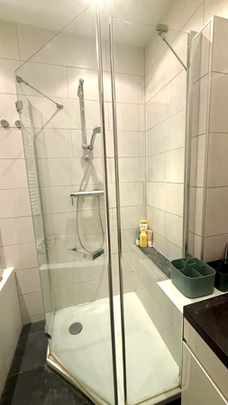 Medium property photo - Vondelstraat, 2513 EW Den Haag